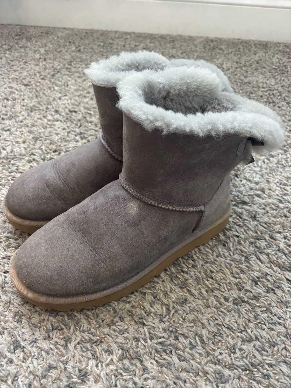 Ugg boots - Picture 3 of 4